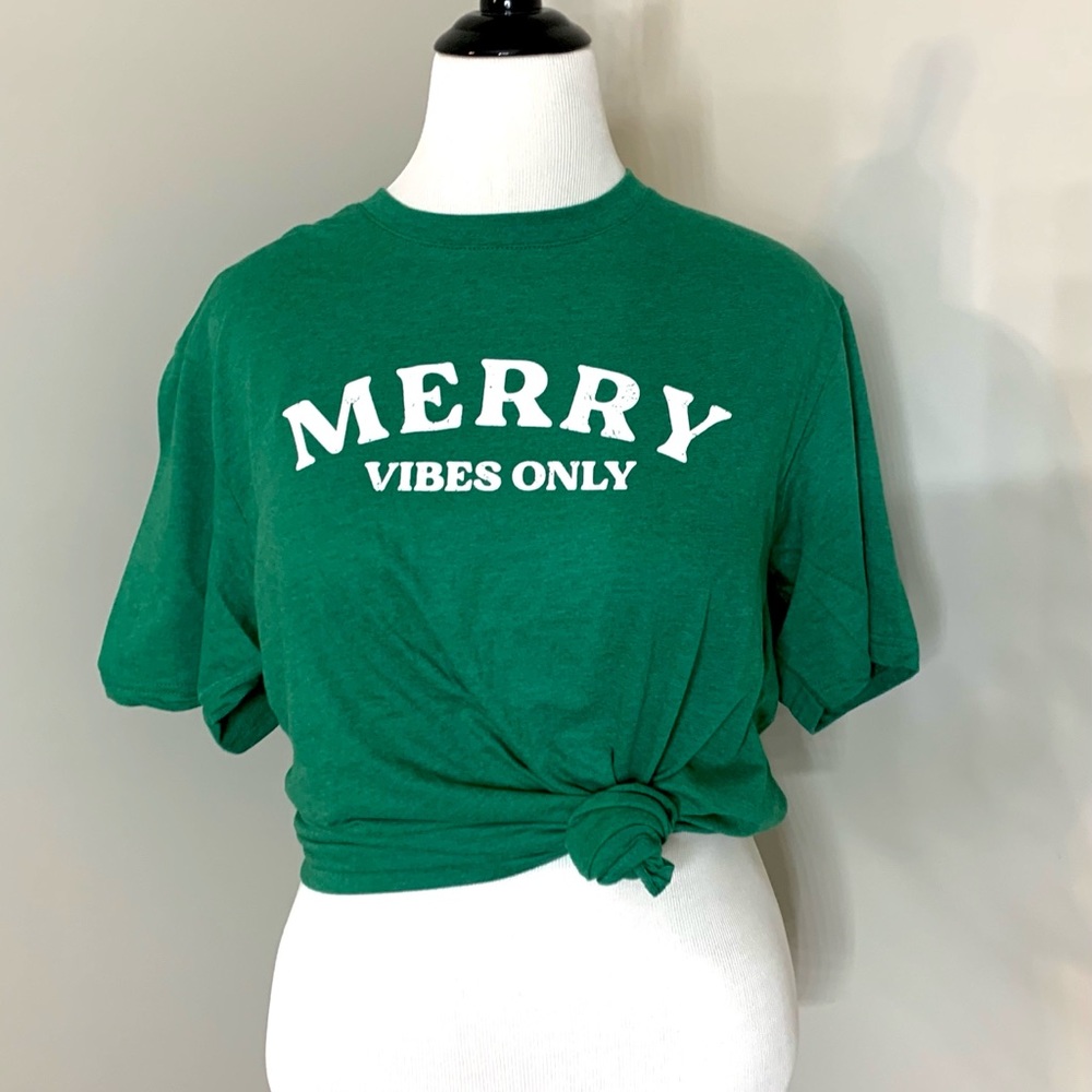 Merry Vibes Only